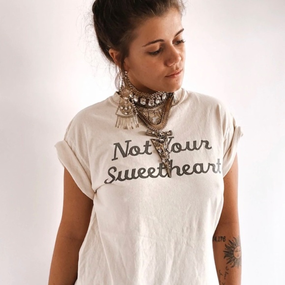 Not Your Sweetheart 90’s Slide Slit Tee - Picture 4 of 4
